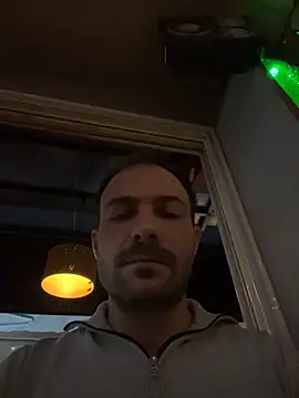 Adventurehotman online show from November 27, 2025, 3:25 pm