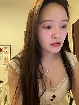 rose-u online show from March 2, 2025, 11:18 am