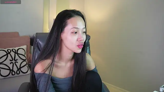  MIURA  online show from February 26, 2025, 3:53 am