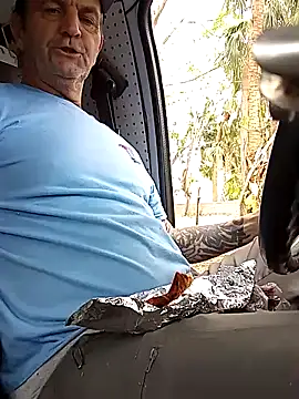 Hotbodyscottie online show from January 28, 2025, 5:14 pm