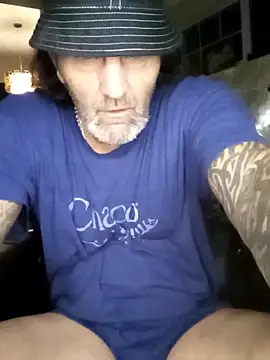 Hotbodyscottie online show from February 20, 2025, 9:44 am