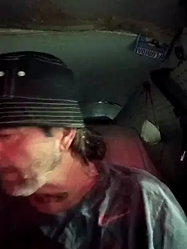 Hotbodyscottie online show from September 15, 2025, 7:41 am