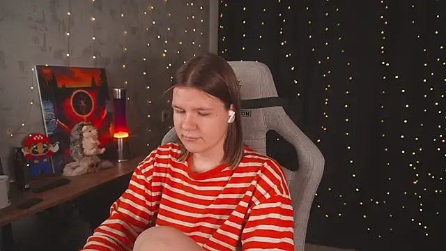 cuteamberlyyy online show from April 21, 2026, 12:34 am