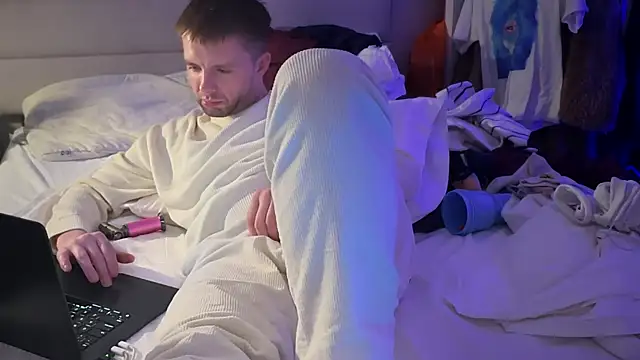 CupidZass online show from January 3, 2025, 9:47 am