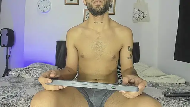 Snapshot of Alex_BigDickkk chatting on December 3, 2025, 10:30 pm Alex BigDickkk online show from December 3, 2025, 10:30 pm
