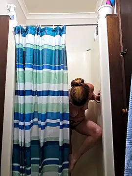 Pussy69Kat online show from May 5, 2026, 11:07 am
