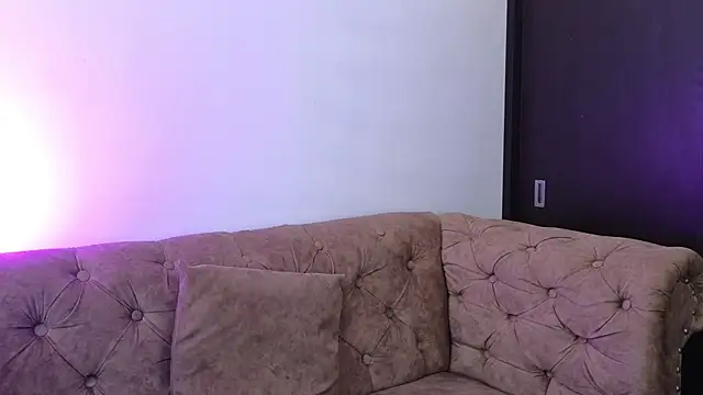 Celeste Tailor  online show from January 22, 2025, 4:02 pm