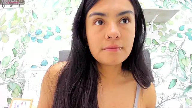 atilanadiaz7 online show from March 14, 2025, 2:08 pm