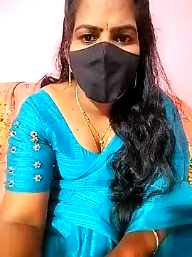 melina214 online show from January 24, 2025, 4:39 pm