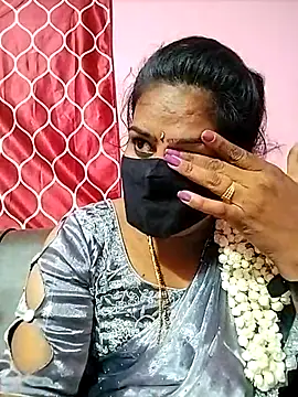 melina214 online show from March 12, 2025, 5:38 pm