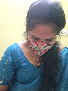 melina214 online show from April 14, 2026, 5:52 pm