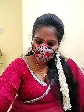 melina214 online show from April 21, 2026, 4:34 pm