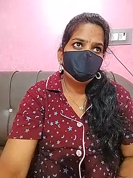 melina214 online show from July 18, 2026, 5:06 pm