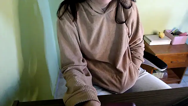 samantha s69 online show from April 25, 2026, 1:41 pm