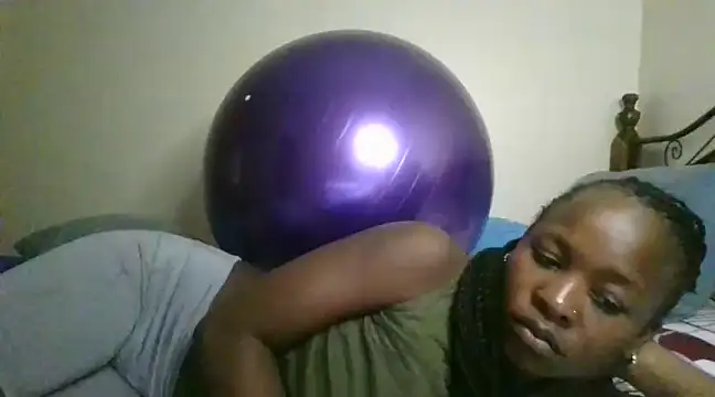 Sonnia  online show from February 20, 2025, 2:13 pm