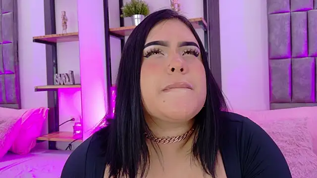 MeryStone online show from April 20, 2026, 3:53 am