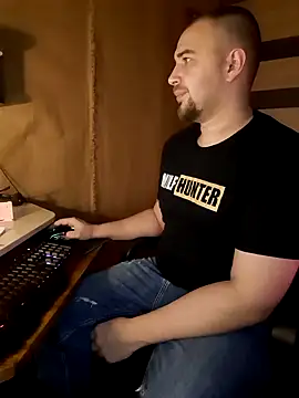 Foxyshaved online show from January 20, 2025, 4:54 am