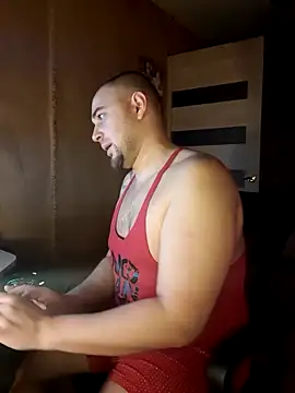 Foxyshaved online show from February 7, 2025, 4:59 am