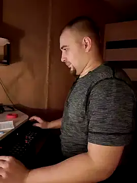 Foxyshaved online show from February 11, 2025, 3:18 am