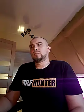 Foxyshaved online show from February 20, 2025, 2:24 pm