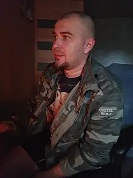 Foxyshaved online show from September 15, 2025, 4:45 am