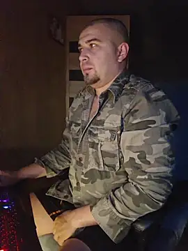 Foxyshaved online show from October 7, 2025, 4:31 am