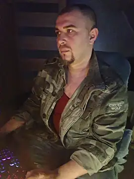 Foxyshaved online show from March 3, 2026, 5:02 am