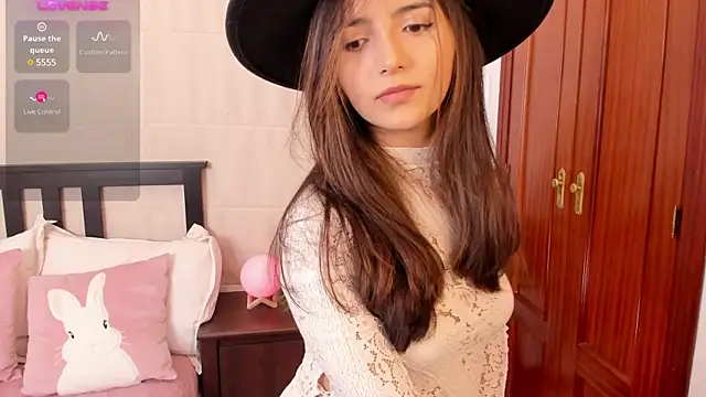 Raychell Black online show from February 2, 2025, 6:31 pm