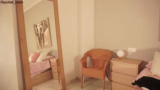 Snapshot of Raychell_Black chatting on June 19, 2026, 3:38 pm Raychell Black online show from June 19, 2026, 3:38 pm