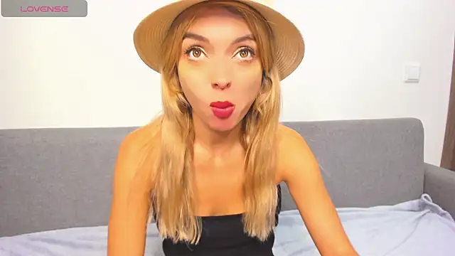  ellen meow  online show from February 14, 2025, 9:53 pm