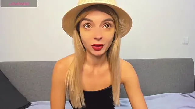  ellen meow  online show from March 21, 2025, 8:18 pm