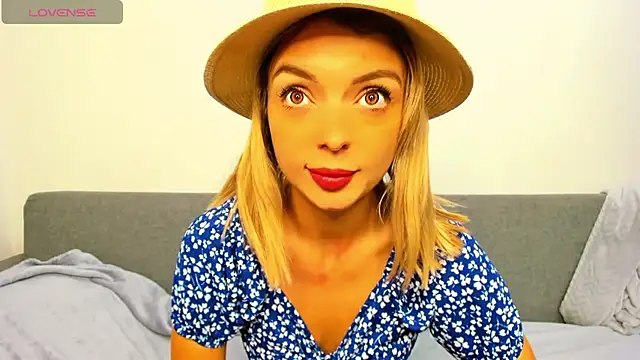  ellen meow  online show from October 17, 2025, 8:22 pm