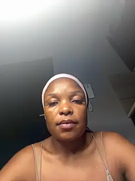 slimcateee online show from October 3, 2025, 7:55 pm