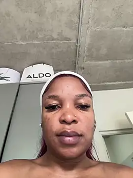 slimcateee online show from March 22, 2026, 8:40 am