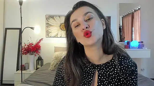 JoyCasidy online show from September 25, 2025, 8:07 am