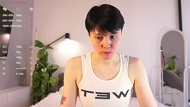 MaryCoopeer online show from February 20, 2025, 8:17 am