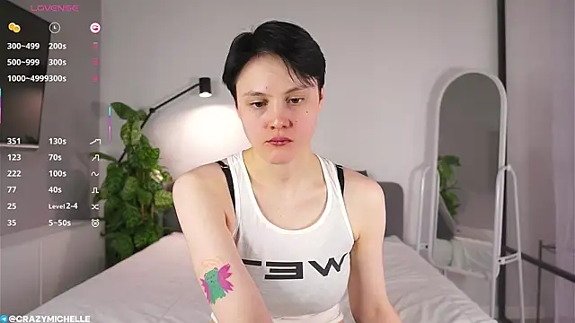 MaryCoopeer online show from March 4, 2025, 11:19 am