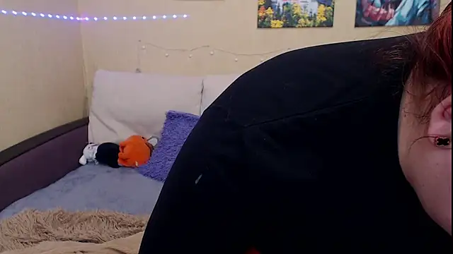 JuliaKeln online show from February 17, 2025, 10:14 pm