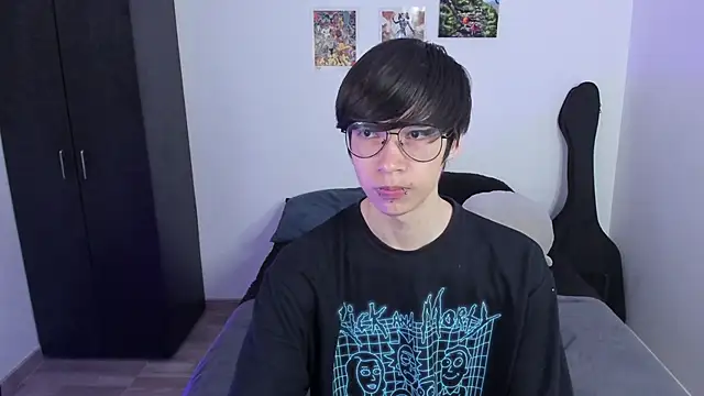 Aventure Twinks online show from February 12, 2025, 11:09 pm