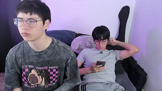 Aventure Twinks online show from January 5, 2026, 10:57 pm