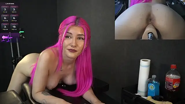 ClaraStylezZ online show from January 10, 2025, 2:45 pm