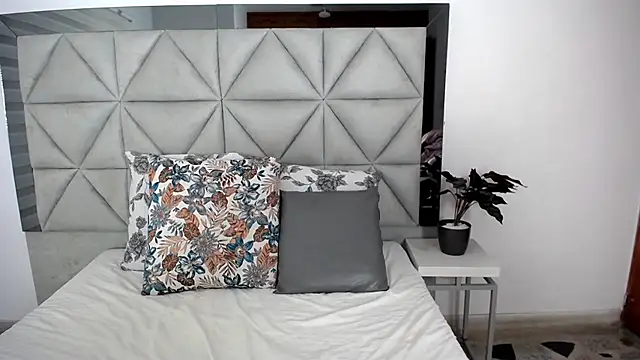 nina pons online show from January 9, 2025, 12:14 am