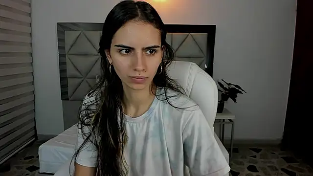 nina pons online show from March 15, 2025, 11:50 pm