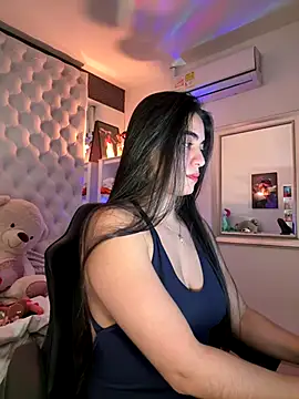 ZarahEvans online show from September 16, 2025, 8:21 pm