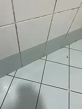 SLhotman online show from March 19, 2025, 5:39 pm