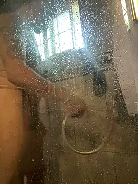 RoodoggXL online show from March 4, 2025, 1:01 am