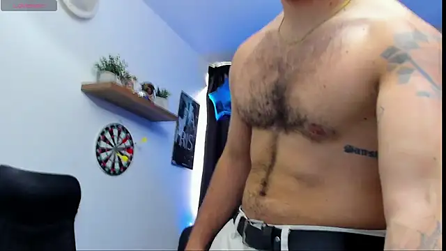 AndrewDiaz online show from December 30, 2024, 5:02 pm