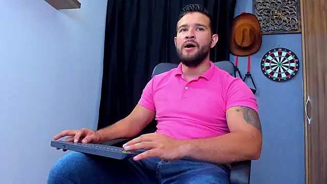 Snapshot of AndrewDiaz chatting on March 28, 2026, 6:24 am AndrewDiaz online show from March 28, 2026, 6:24 am