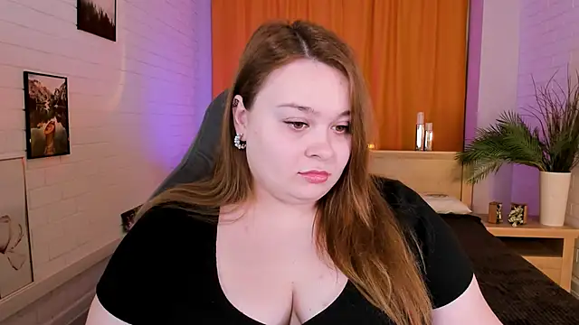 KimberlyMaran online show from January 28, 2025, 9:19 am