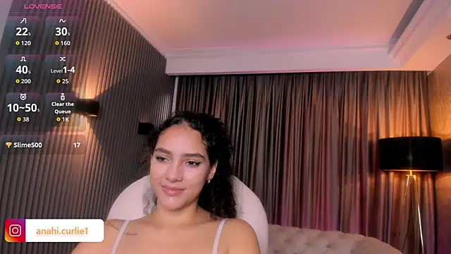 Snapshot of anahi_curlie1 chatting on June 5, 2026, 12:00 pm anahi curlie1 online show from June 5, 2026, 12:00 pm